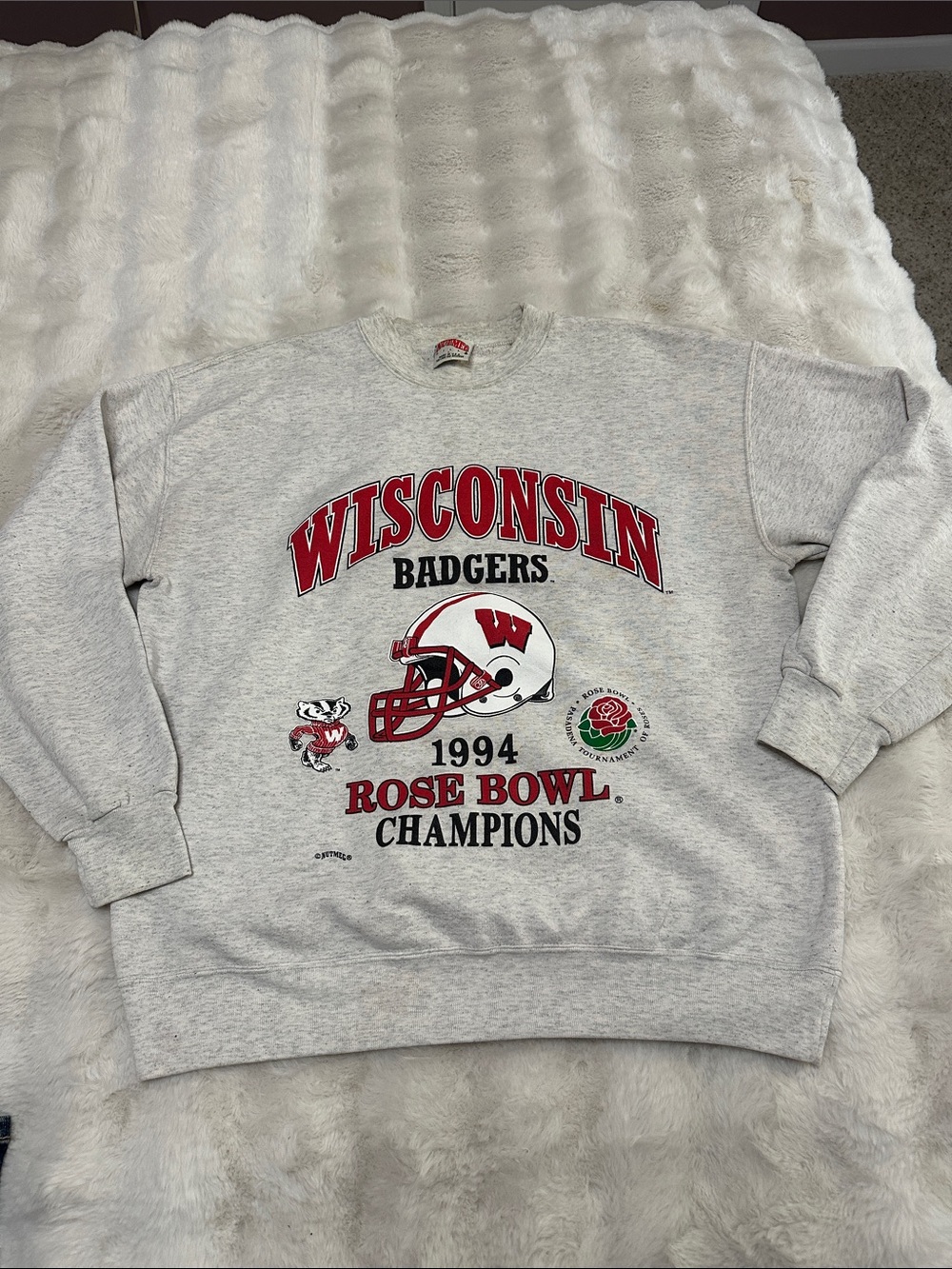Wisconsin Badgers 1994 Rose Bowl Champions Crewneck Sweatshirt - Gray/Red